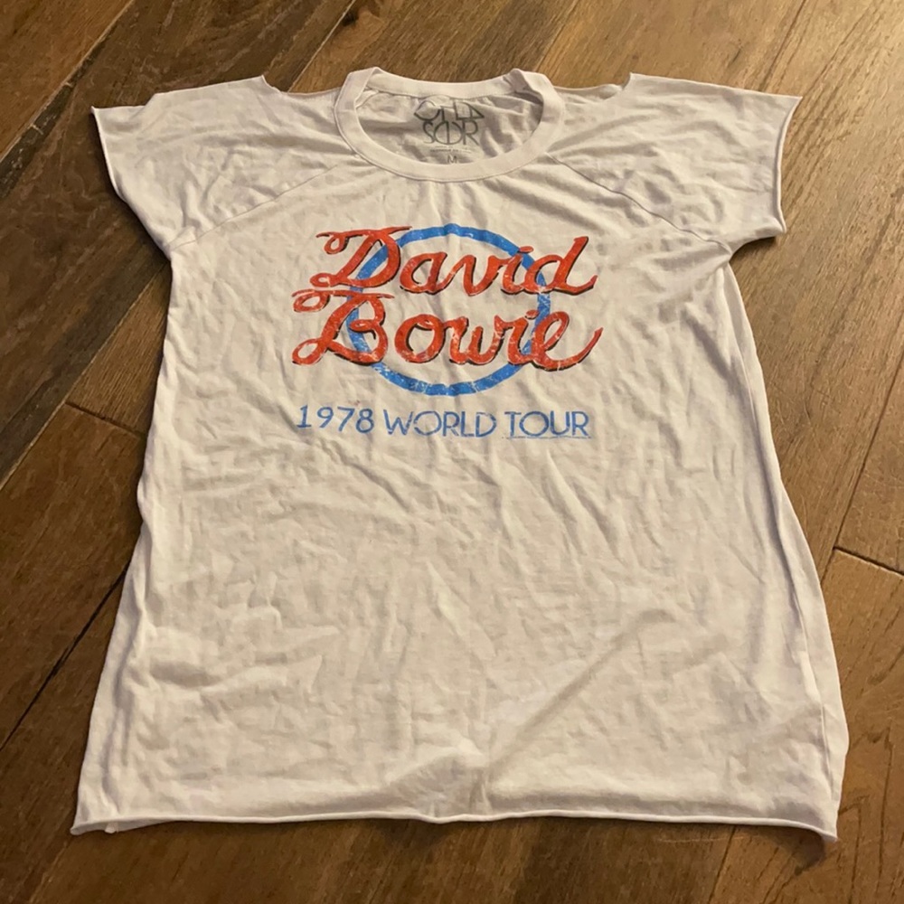 Size M chaser shirt